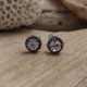 Pendientes de plata con piedra natural rodeada de diamantes. Pendientes de estilo atemporal y romántico. ¡El regalo perfecto!