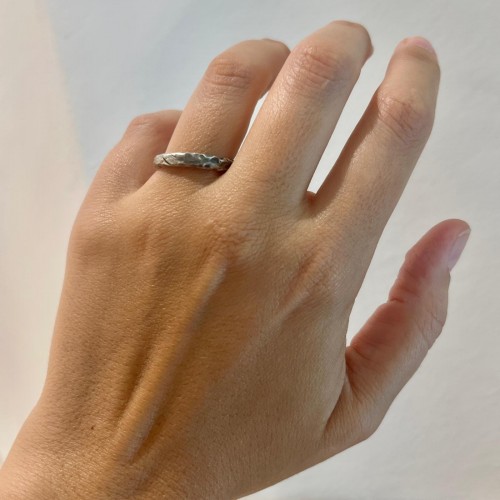 PETRA RING WEDDING BAND