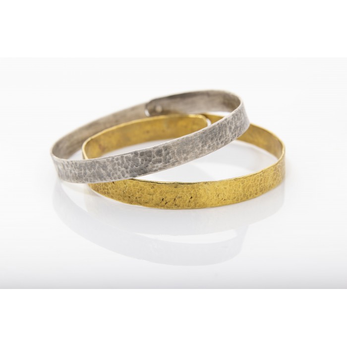 Pulsera Steps of Love de plata texturas irregulares amor personalizable gravar 