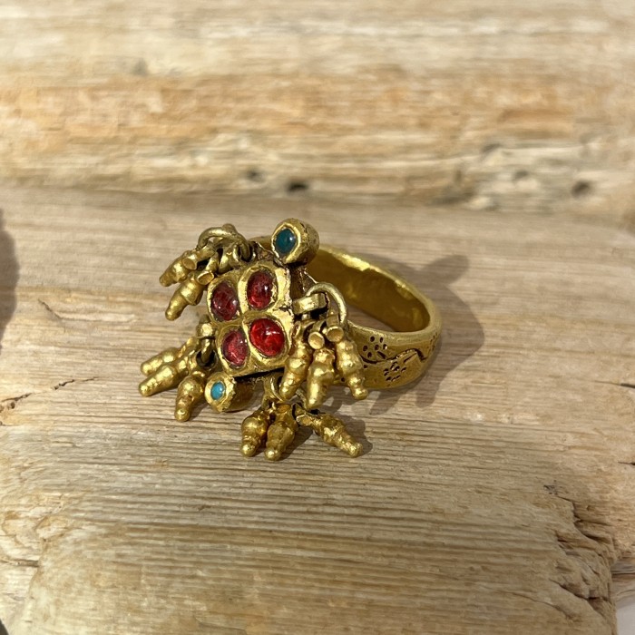 ANTIQUE NORTH INDIAN RING