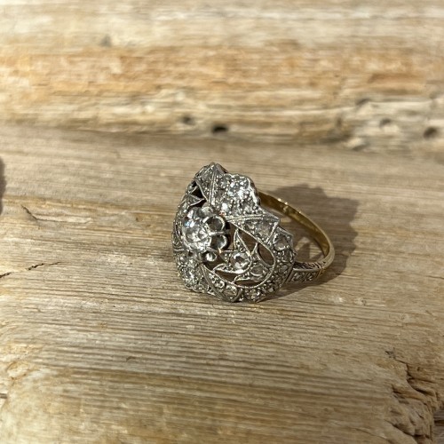 ART NOVEAU RING