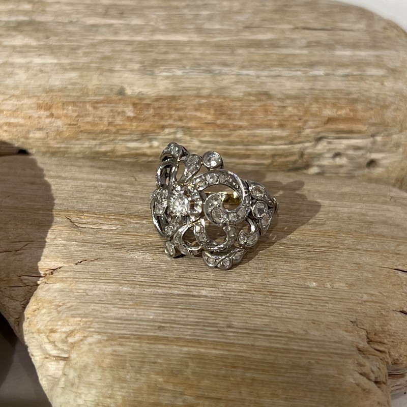 ANILLO ART NOVEAU