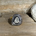 ANILLO ESTILO ISABELINO