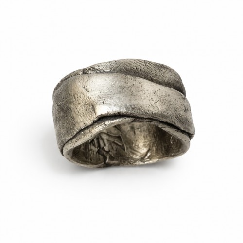 EARTH RING