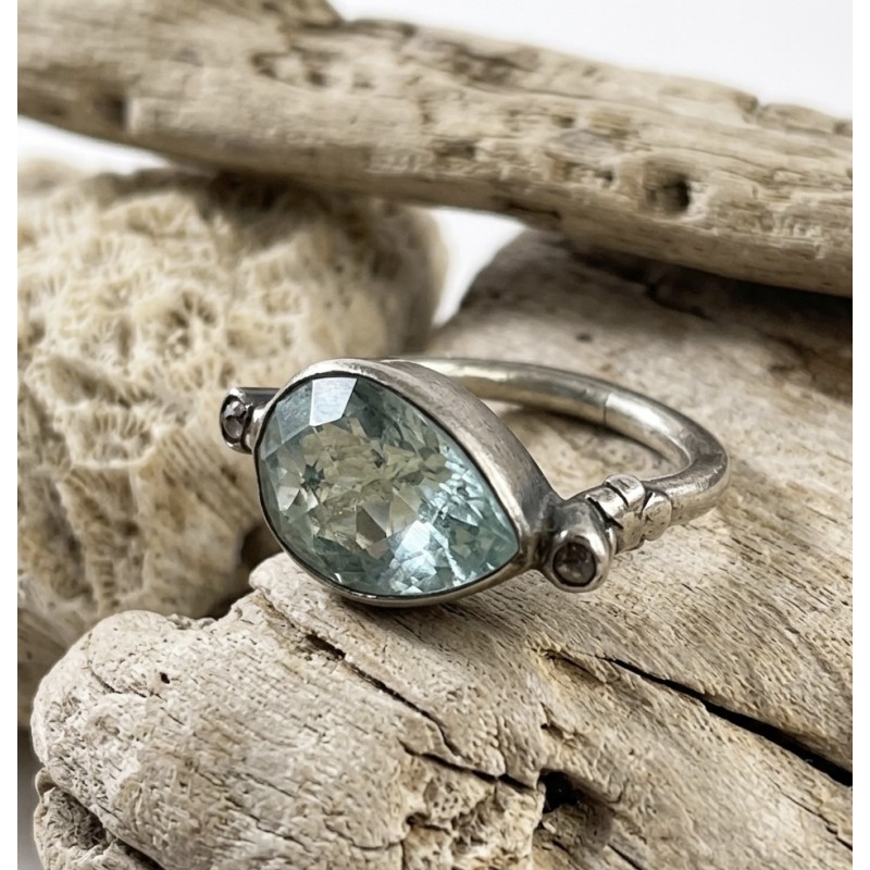 AQUA RING