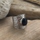 ANILLO ANCHO ÓNIX PLATA HOMBRE